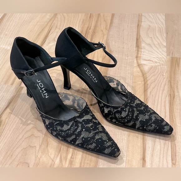 St. John Vintage 90s Black Lace / Leather Ankle Strap Evening Heels - Size 7 - Picture 3 of 13